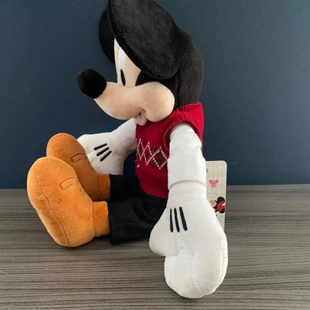 Disney Store Mickey Mouse 2014 Holiday Plush – Argyle Sweater – Rare Collectible